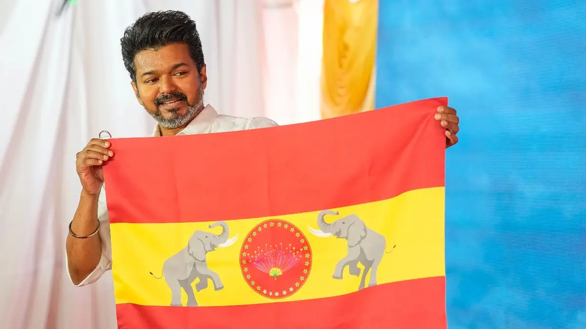 फिल्मों के बाद अब राजनीति में कदम रखने वाले Thalapathy Vijay: नई शुरुआत की ओर बड़ा फैसला